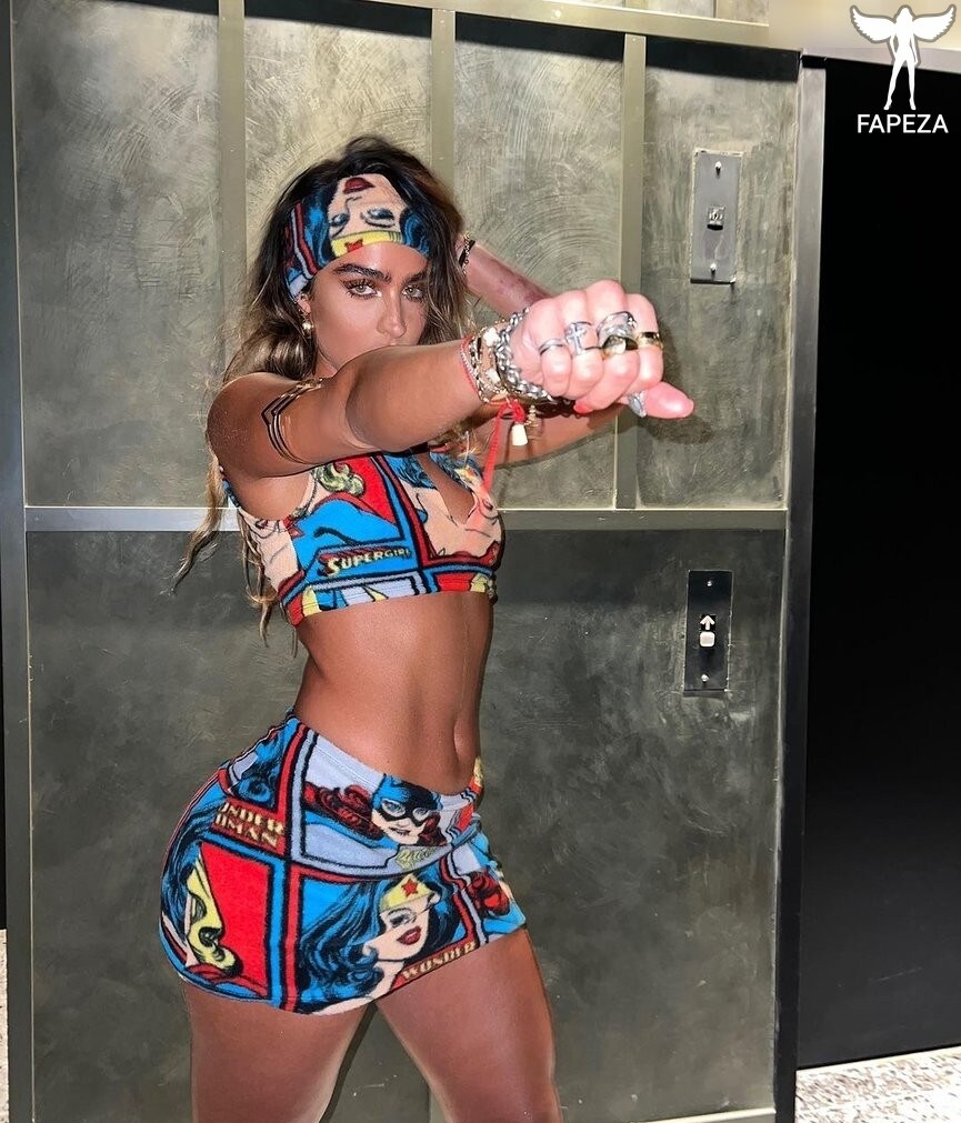 Sommer Ray